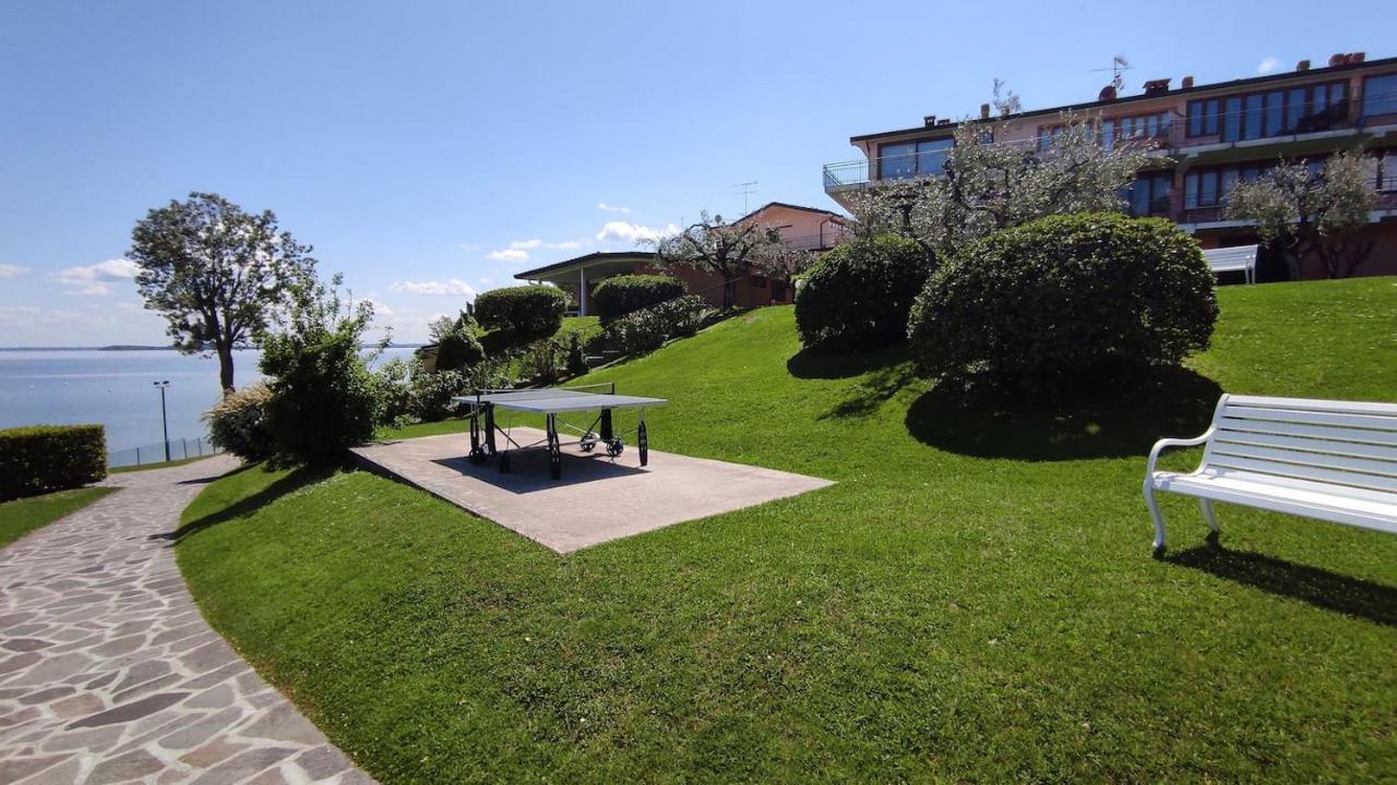 On The Beach Lake View Manerba del Garda Εξωτερικό φωτογραφία