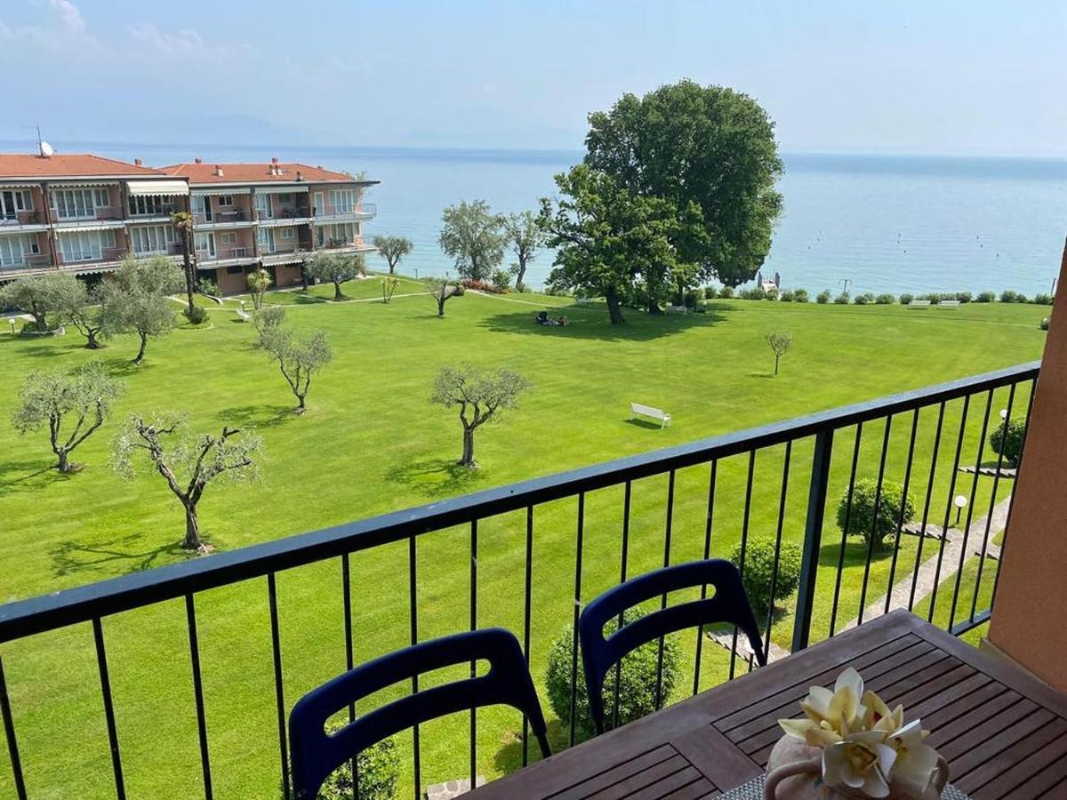 On The Beach Lake View Manerba del Garda Εξωτερικό φωτογραφία